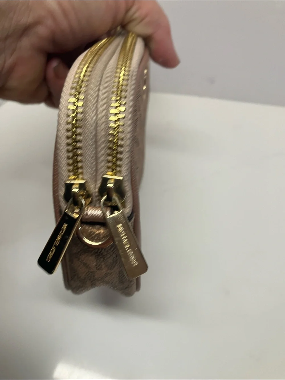 Michael Kors compact cosmetic